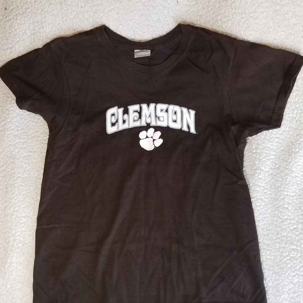 Two Ladies  Clemson T-Shirts